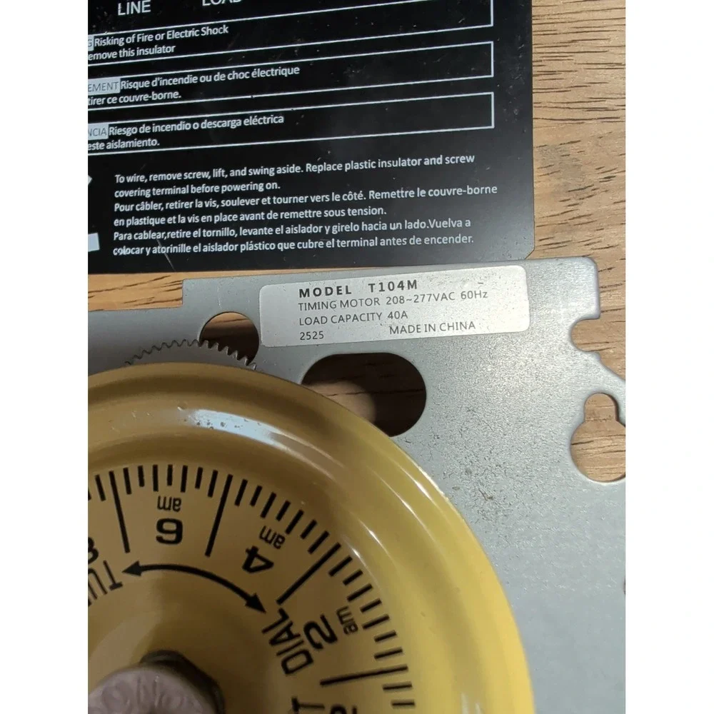 Intermatic 24-Hour 208-277V Mechanical Time Switch | T104M